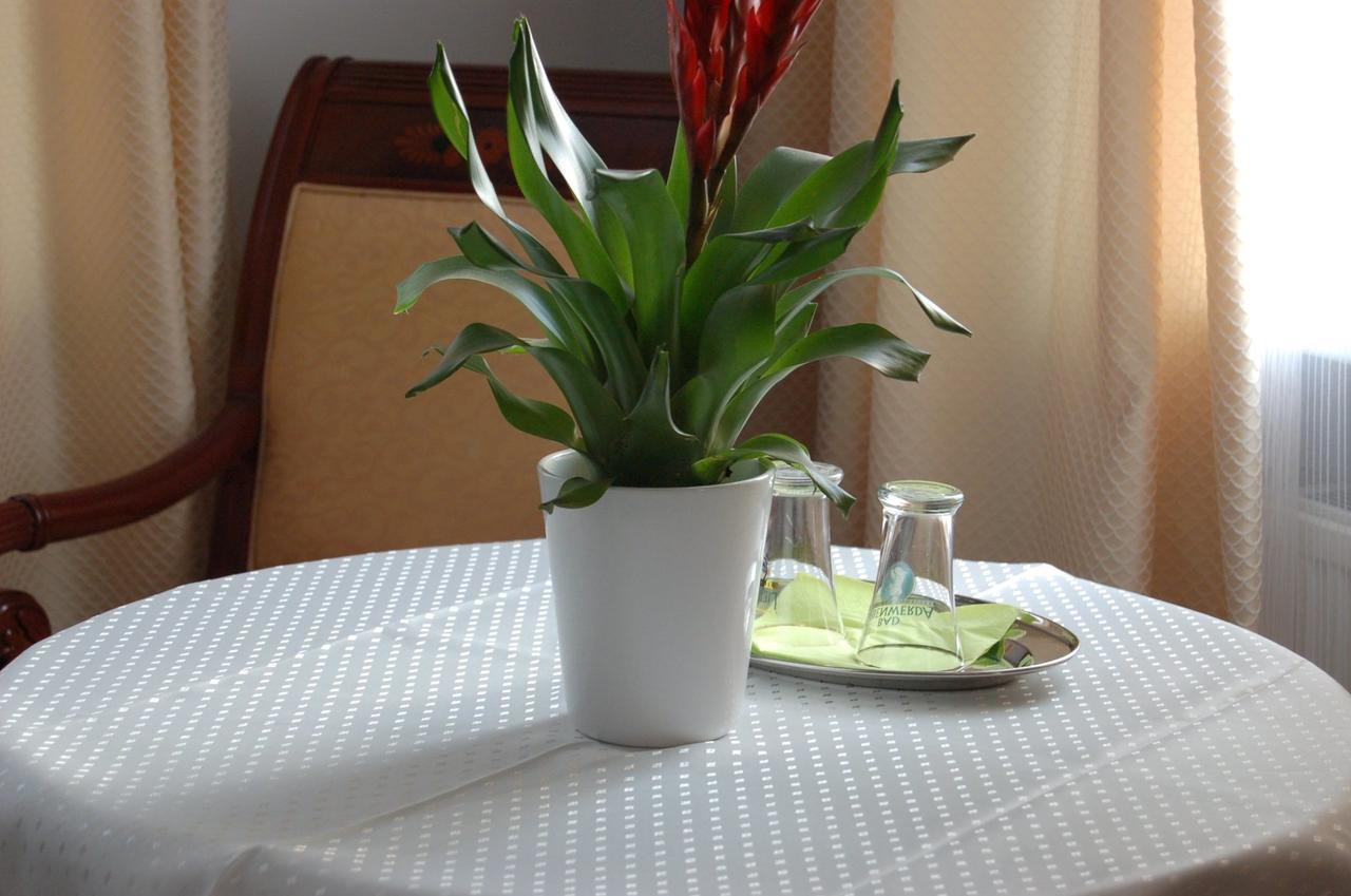 Ratskeller Hotel & Restaurant Lindow Bagian luar foto